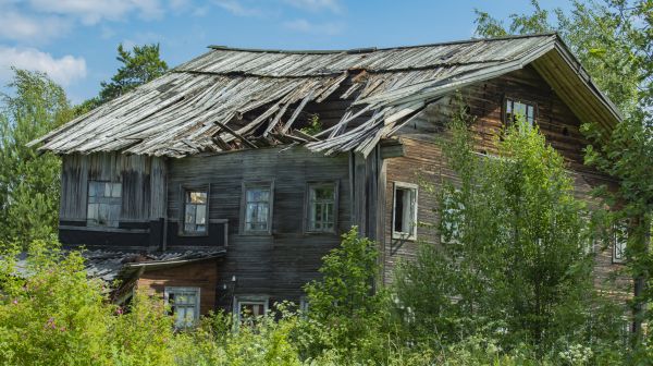 Cottage Demolition in Covington